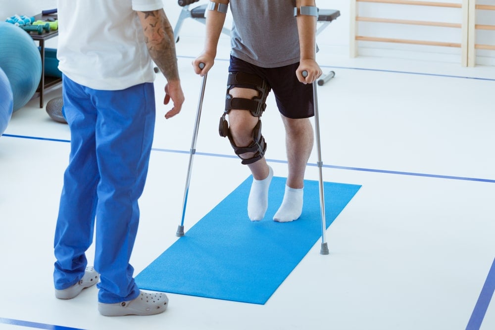 What To Expect With a Knee Injury From Car Accident Impacts