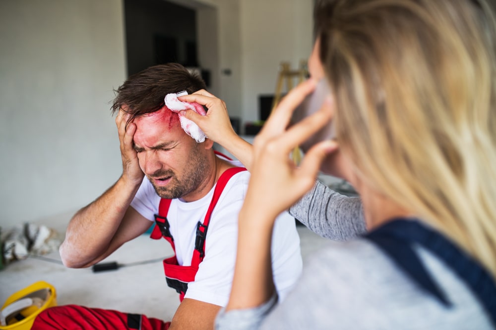 Kiedy należy udać się do neurologa po wypadku w miejscu pracy